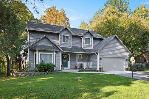 4907 Taffy Ct, Richmond, IL, 60071-9317 | Card Image