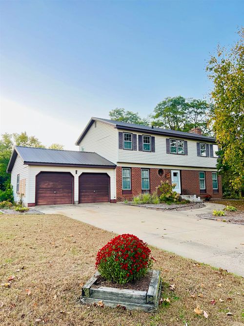 305 N Minnesota St, MUSCODA, WI, 53573-9494 | Card Image