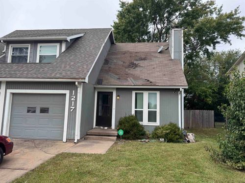 1217 S Linden St, Wichita, KS, 67207-3644 | Card Image