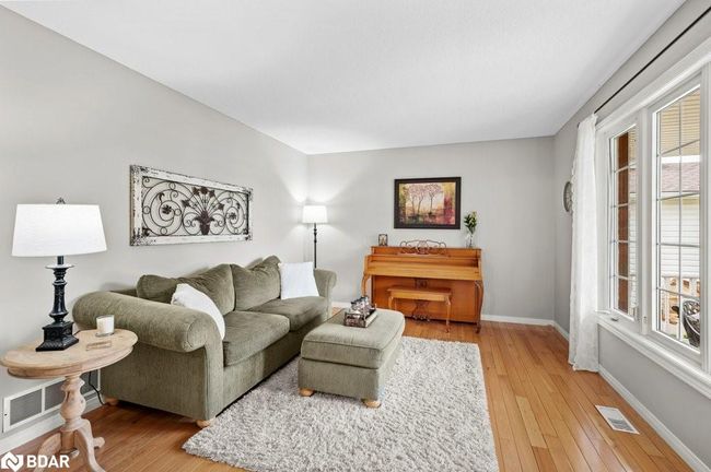 47 Dunrobin Dr, House other with 5 bedrooms, 4 bathrooms and 4 parking in Caledonia ON | Image 9
