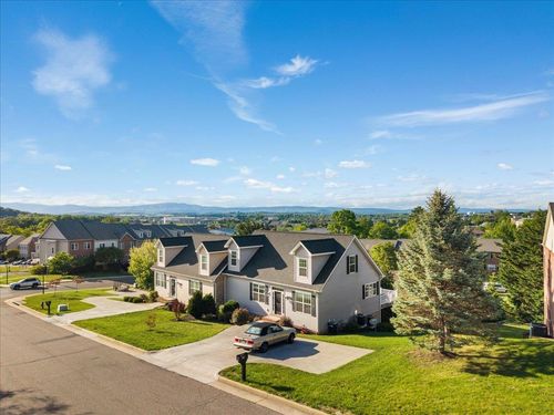 321 Blue Stone Hills Dr, HARRISONBURG, VA, 22801 | Card Image