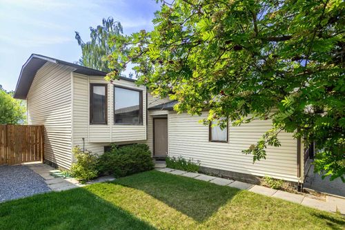 92 Ventura Way Ne, Calgary, AB, T2E8G5 | Card Image