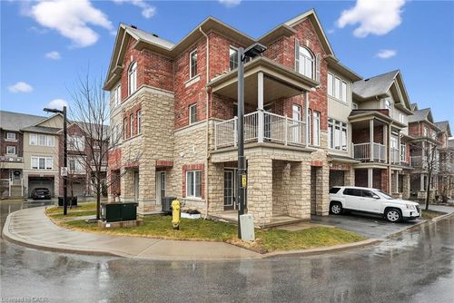 5000 Desantis Dr, Beamsville, ON, L3J1W3 | Card Image