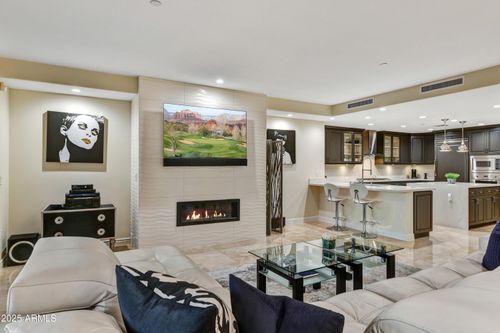 907-7181 E Camelback Rd, Scottsdale, AZ, 85251-1279 | Card Image