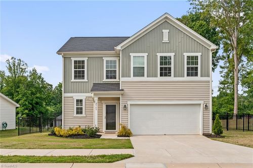 2345 Piccadilly Pines Ct, Winston Salem, NC, 27127-6935 | Card Image