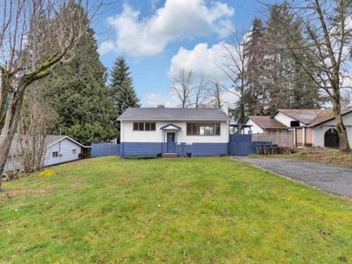 10464 154a St, Surrey, BC, V3R4K1 | Card Image