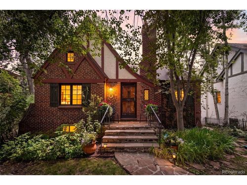 2318 Albion St, Denver, CO, 80207 | Card Image