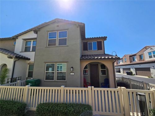 unit-102-3956 Lavine Way, Corona, CA, 92883-3651 | Card Image