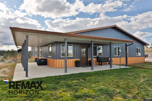 843 S Glendo Hwy, Glendo, WY, 82213-8904 | Card Image