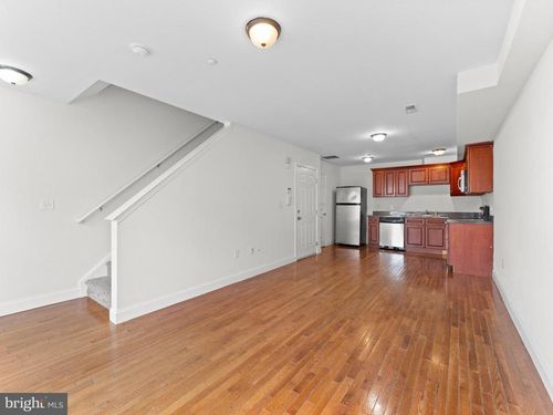 1910 N Gratz St, PHILADELPHIA, PA, 19121-2222 | Card Image