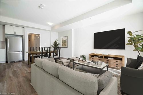 126-1585 Rose Way, Milton, ON, L9E1N4 | Card Image