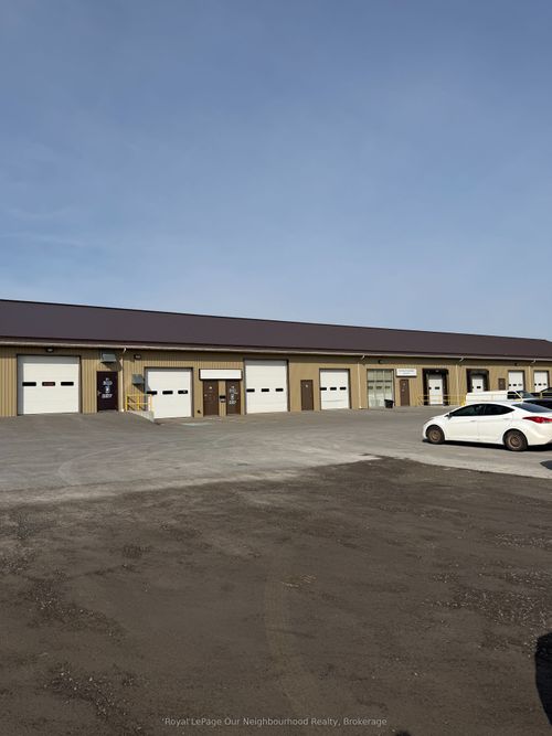 2223 Hamilton Rd, Trenton, ON, K8V5P8 | Card Image