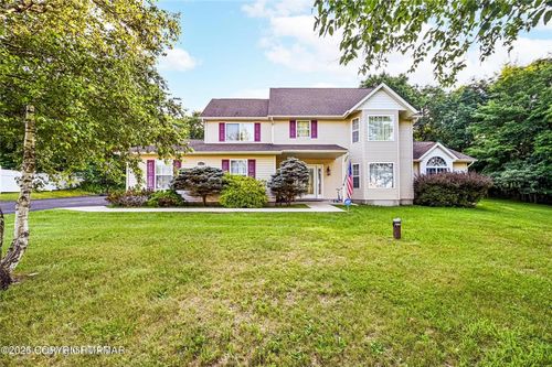 3307 Mountain Terrace Dr, Blakeslee, PA, 18610-7967 | Card Image