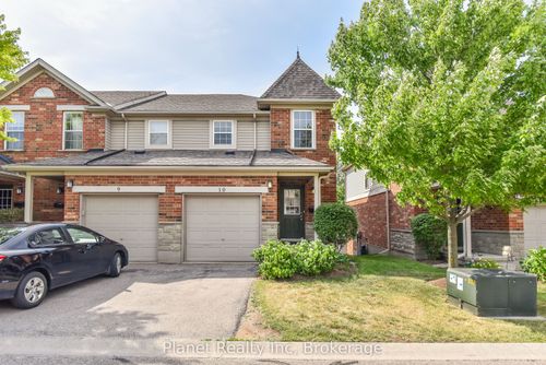 10-124 Gosling Gdns, Guelph, ON, N1G5K6 | Card Image