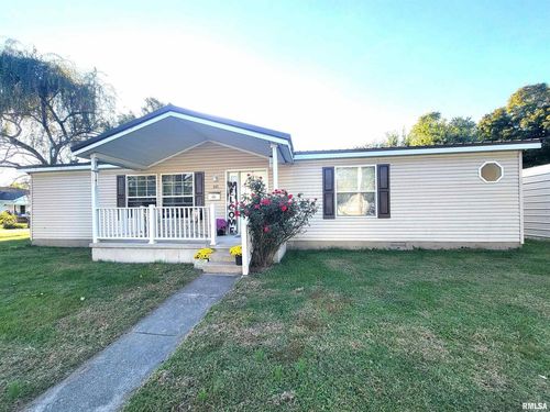 345 Flora Ave, Flora, IL, 62839-2241 | Card Image