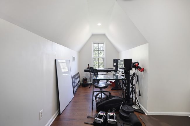 1070 Cliff White Rd, House other with 3 bedrooms, 2 bathrooms and 2 parking in Columbia TN | Image 33