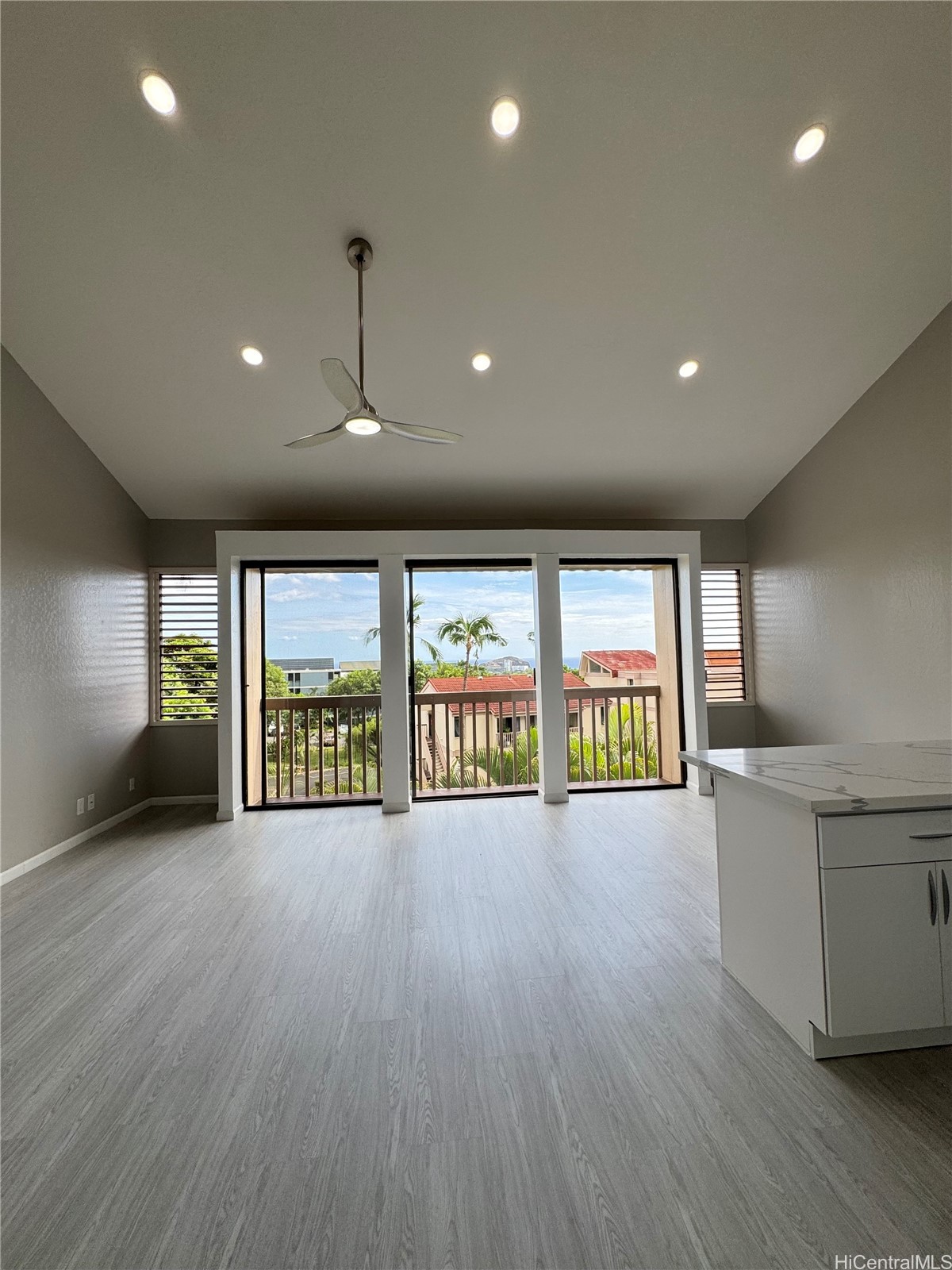 Residential in Waianae 3
