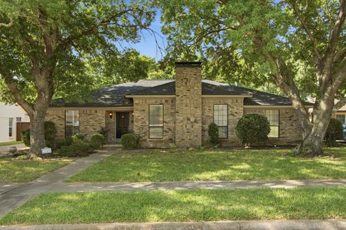 2940 S Creekwood Dr, Grapevine, TX, 76051-5665 | Card Image