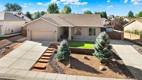 7431 N Summit View Dr, Prescott Valley, AZ, 86315-3011 | Card Image