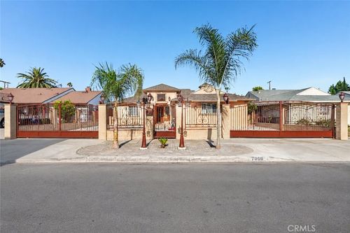 7060 Morse Ave, North Hollywood, CA, 91606-2954 | Card Image