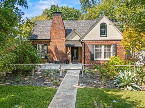 1007 N Windomere Ave, Dallas, TX, 75208-3504 | Card Image