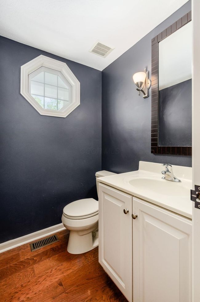 5681 Sugarwood Dr, House other with 4 bedrooms, 3 bathrooms and null parking in New Albany OH | Image 6