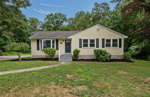 126 Alton Bradford Rd, Bradford, RI, 02808-1753 | Card Image