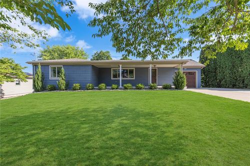 307 Western Ave, Brighton Twp, PA, 15009-1448 | Card Image