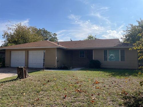 401 Bryant Rd, Clyde, TX, 79510-4337 | Card Image