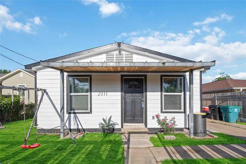 2311 Russell St, Houston, TX, 77026-6630 | Card Image