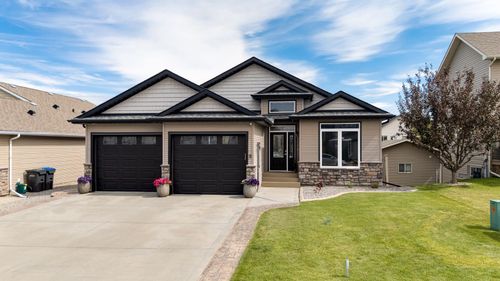 9 Liberty Pl, Sylvan Lake, AB, T4S0A2 | Card Image