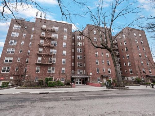 6k-82-40 Austin St, Kew Gardens, NY, 11415-1419 | Card Image