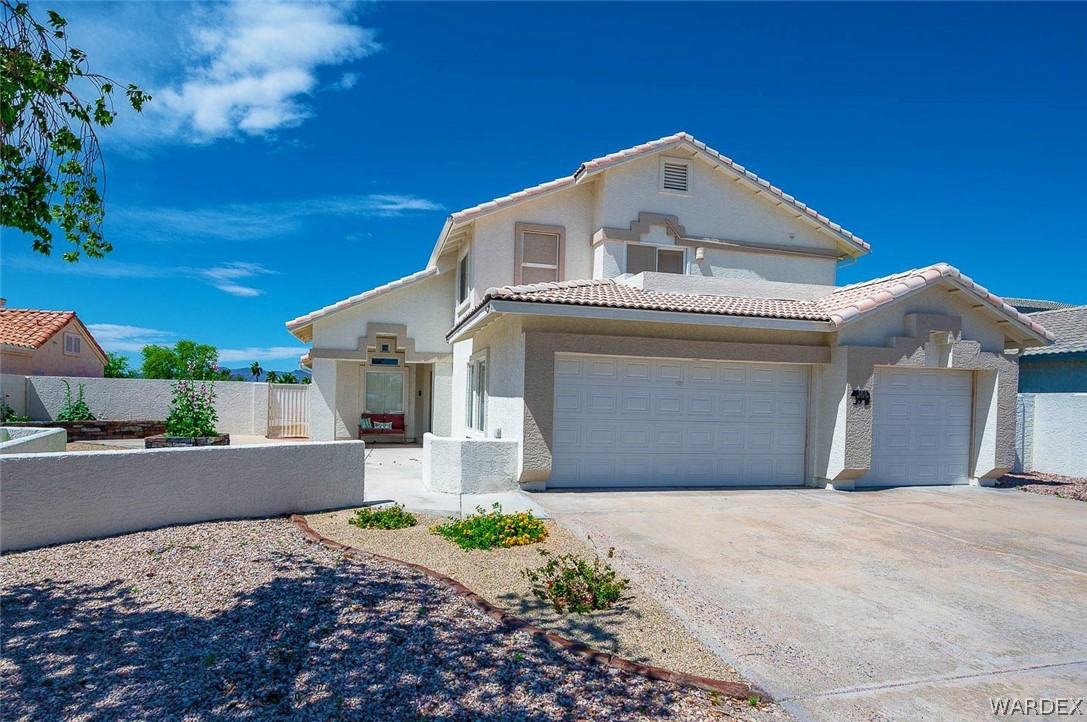 Branding Iron Dr, Bullhead City, AZ 86442