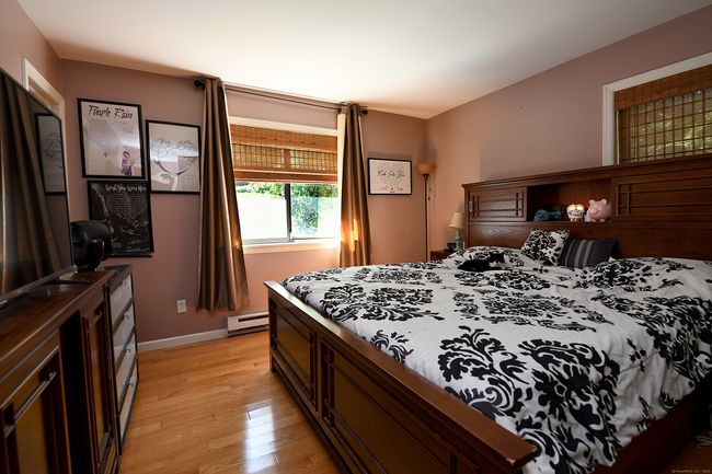 8 Candleview Dr, House other with 3 bedrooms, 3 bathrooms and 12 parking in Sherman CT | Image 14