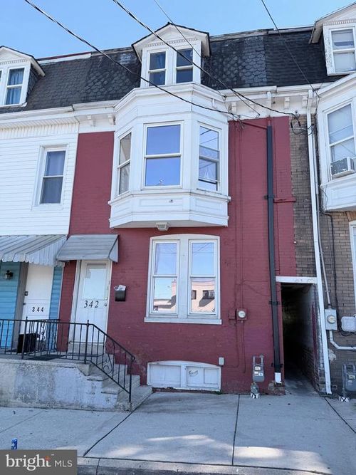 342 E Cottage Pl, YORK, PA, 17403-3220 | Card Image