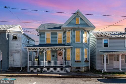 112 E Burd St, SHIPPENSBURG, PA, 17257-1304 | Card Image