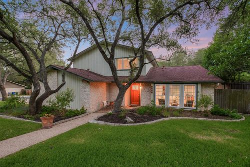 7615 Rockpoint Dr, Austin, TX, 78731-1415 | Card Image