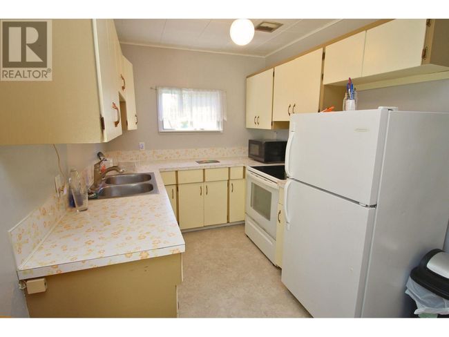 3970 Drive In Rd, House other with 2 bedrooms, 1 bathrooms and null parking in Houston BC | Image 12