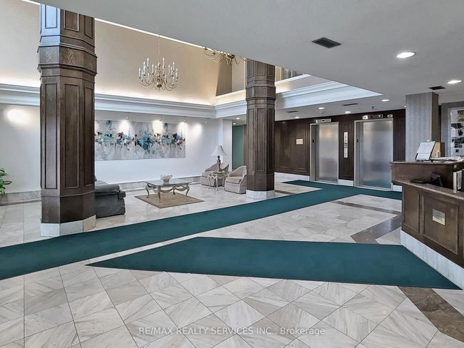 902 - 330 Mill St S, Condo with 3 bedrooms, 2 bathrooms and null parking in Brampton ON | Image 5