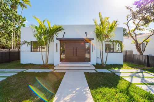 120 Ne 49th St, Miami, FL, 33137-3118 | Card Image