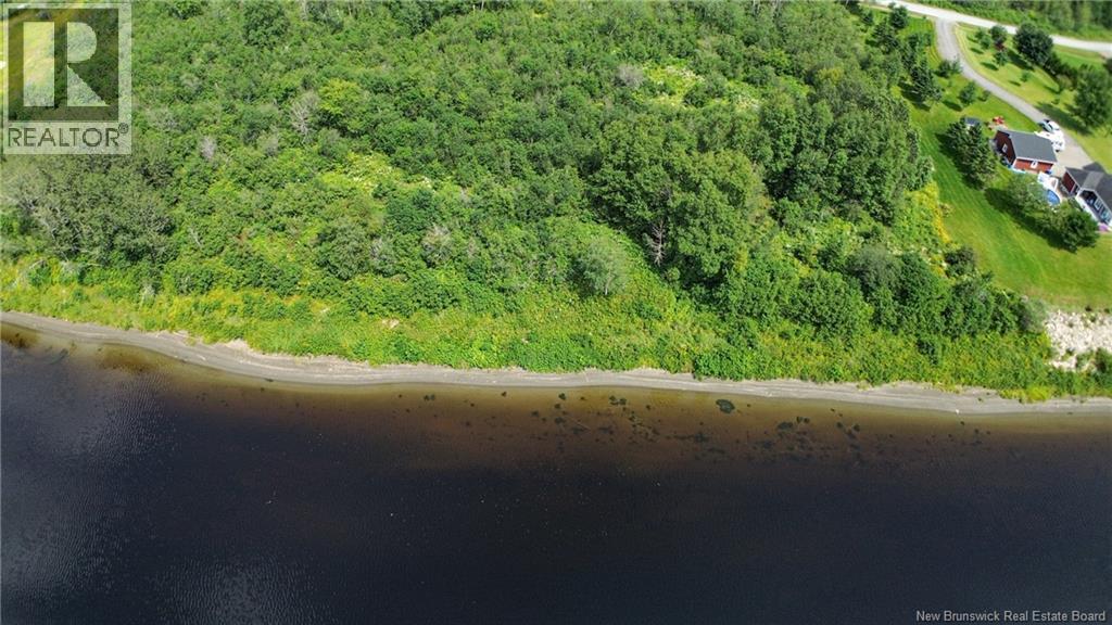 Land in Saint-Léonard 5