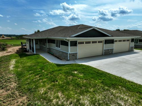 730 E Reinel St, Jefferson, WI, 53549 | Card Image