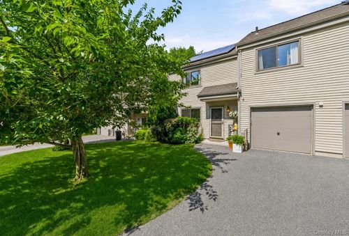 1103 Hunters Run, Dobbs Ferry, NY, 10522-3419 | Card Image