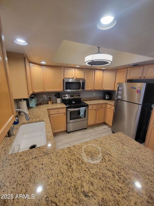 229-12222 N Paradise Village Pkwy S, Phoenix, AZ, 85032-7622 | Card Image
