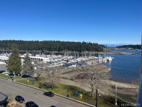 704-33 Mount Benson St, Nanaimo, BC, V9S5L2 | Card Image