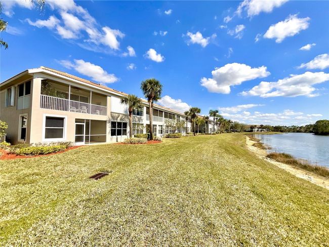 Back of unit | Image 9
