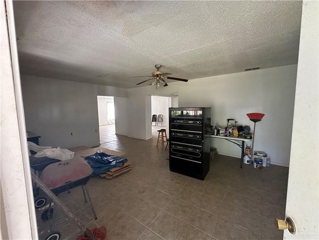203 N Kansas Ave, House other with 4 bedrooms, 3 bathrooms and 1 parking in Weslaco TX | Image 24