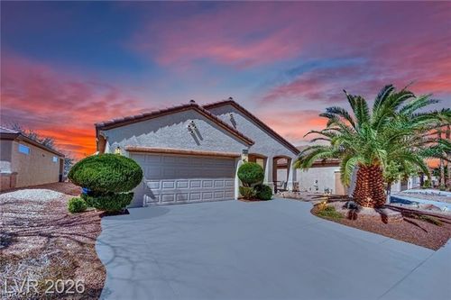 2077 Wildwood Lake St, Henderson, NV, 89052-8537 | Card Image