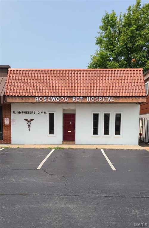25 S 9th St, East Alton, IL, 62024-1714 | Card Image