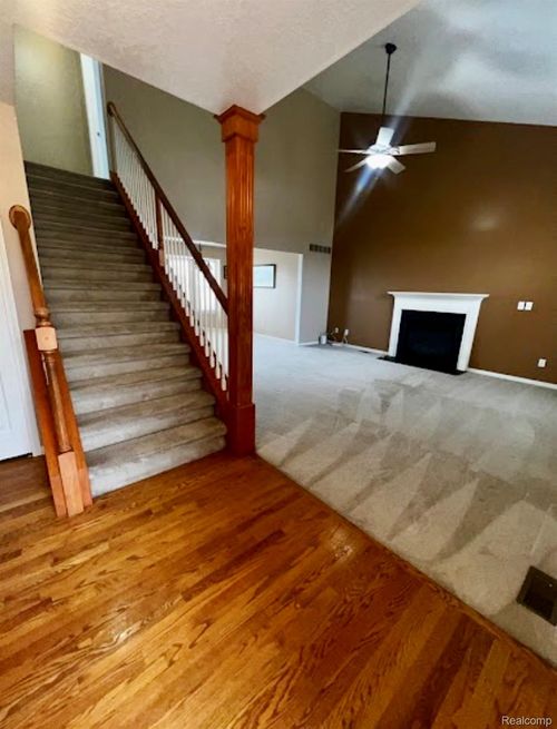 33445 Bay Hill Drive, Romulus, MI, 48174 | Card Image